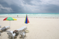 UMBRELLA-BEACH 72" LARGE NYLON ASSTD DESIGN - Image 4