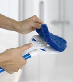 CLOROX TUB & TILE SCRUBBER REFILL - Image 3