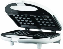 WAFFLE MAKER NON STICK MAKES 2 - Image 5